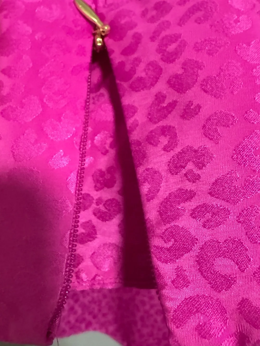 EUC- Lilly Pulitzer- Elsa Top, Bright Pink Animal Print Blouse. Size M